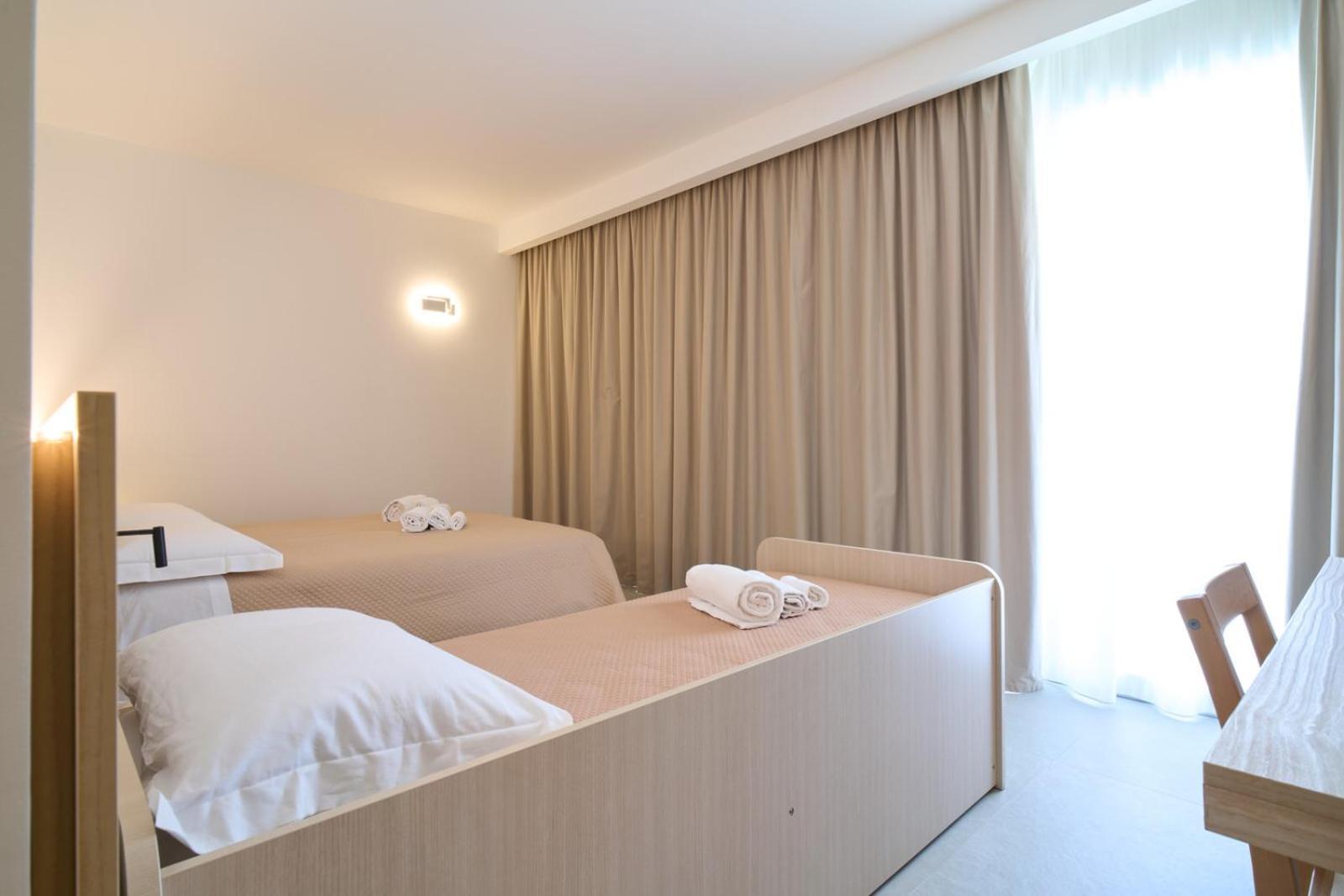 Kepos Bronte Hotel Exterior foto